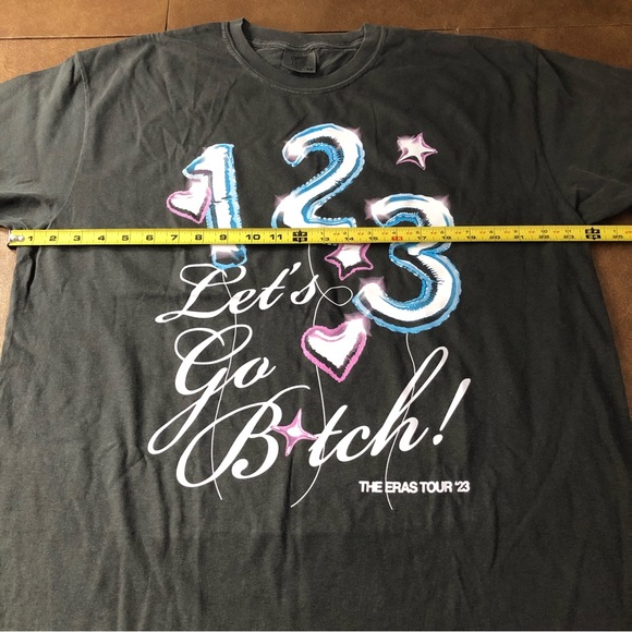 NEW Taylor Swift Eras Tour tee “1, 2, 3 Let’s Go B…” size XL - Picture 7 of 9